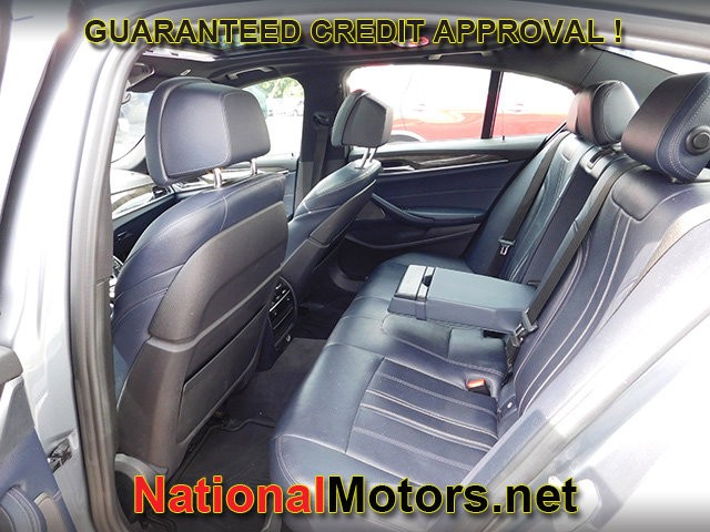 BMW 5 Series Vehicle Image 08