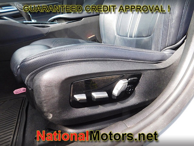 BMW 5 Series Vehicle Image 12