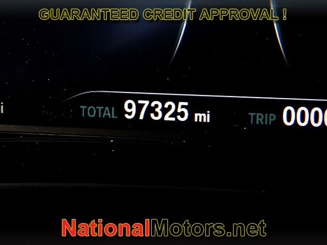 BMW 5 Series Vehicle Image 20