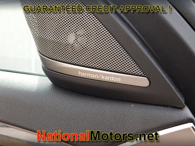 BMW 5 Series Vehicle Image 22