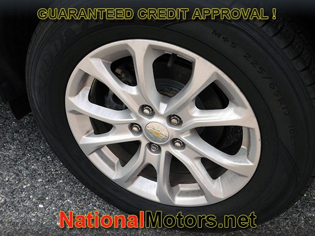 Chevrolet Equinox Vehicle Image 05