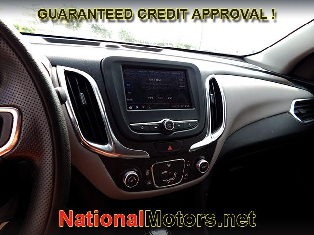 Chevrolet Equinox Vehicle Image 14