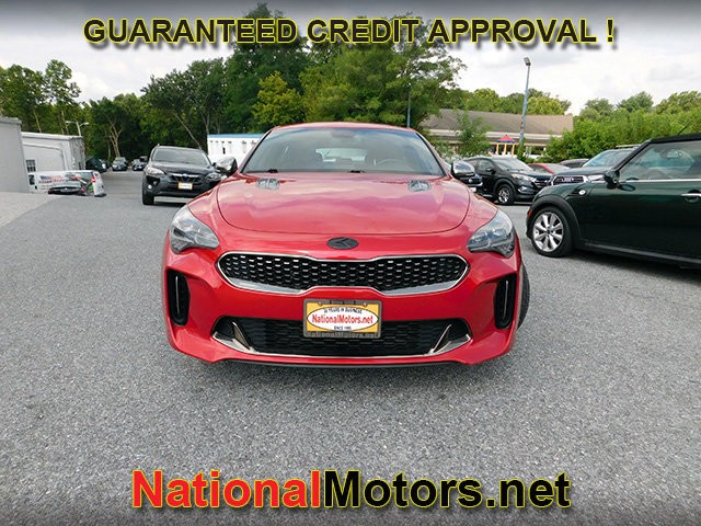 Kia Stinger Vehicle Image 03