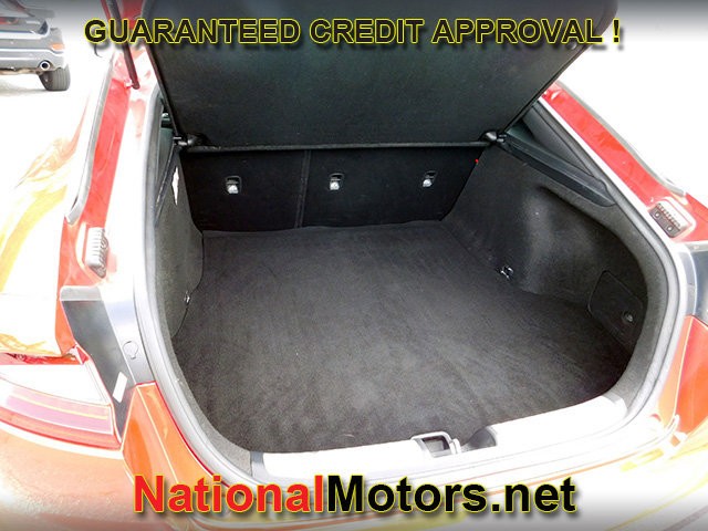 Kia Stinger Vehicle Image 06