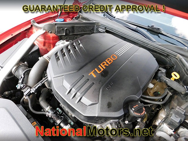 Kia Stinger Vehicle Image 23
