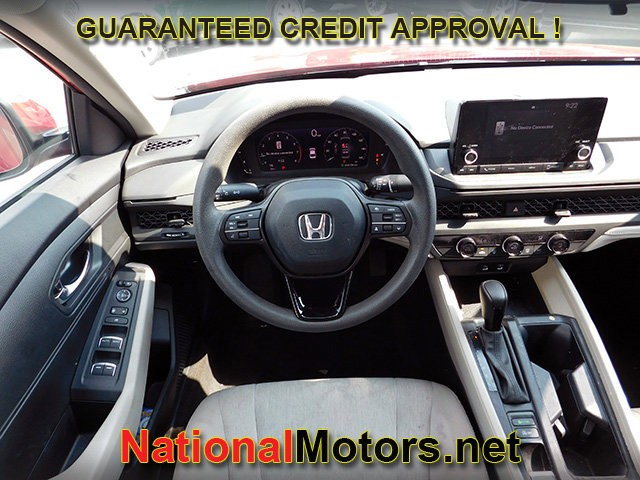 Honda Accord Sedan Vehicle Image 10