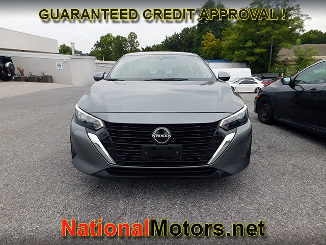 Nissan Sentra Vehicle Image 03