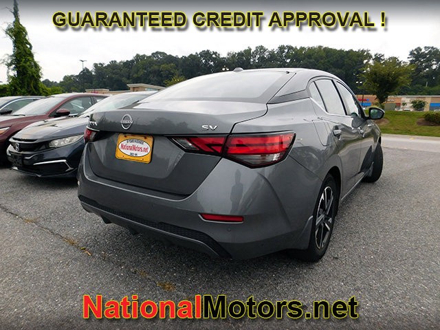 Nissan Sentra Vehicle Image 05