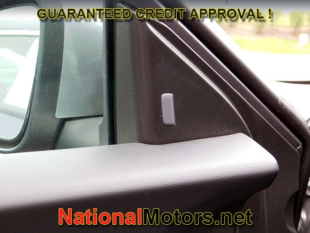 Nissan Sentra Vehicle Image 21