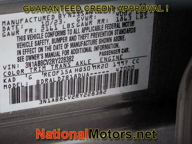 Nissan Sentra Vehicle Image 22