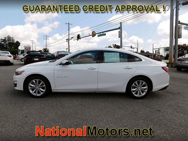 2022 Chevrolet Malibu 1LT photo 4