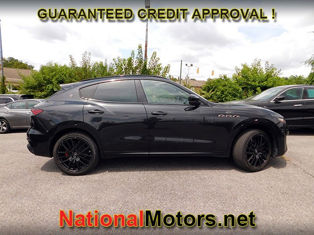 2022 Maserati Levante GT photo 4