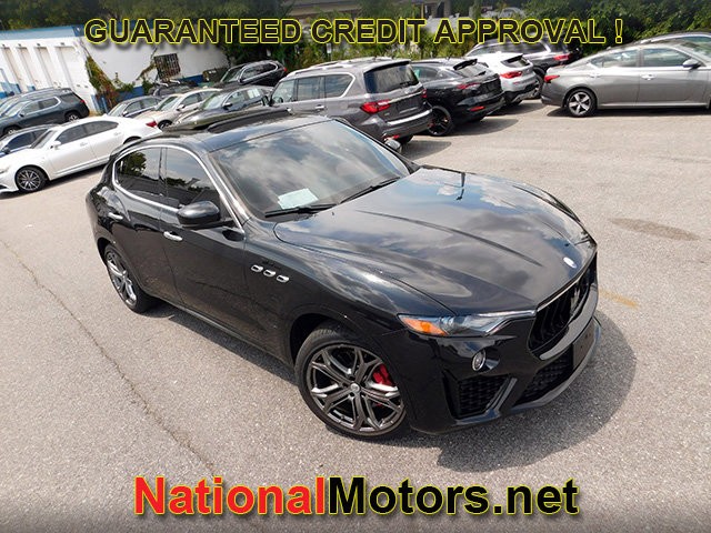 2022 Maserati Levante Modena photo 2