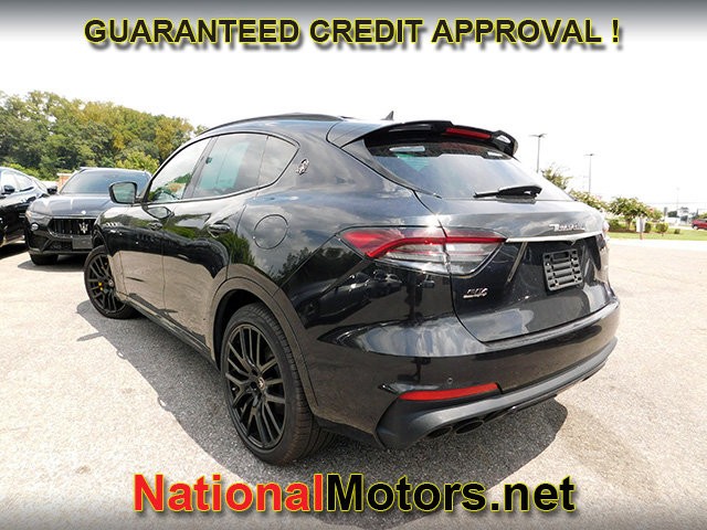 2021 Maserati Levante GranSport photo 3