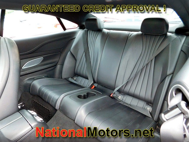Mercedes-Benz E-Class Vehicle Image 11