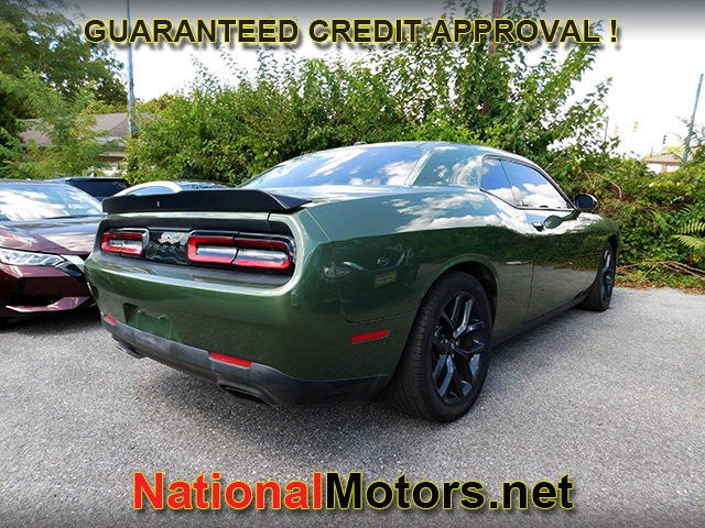 2022 Dodge Challenger R/T photo 2