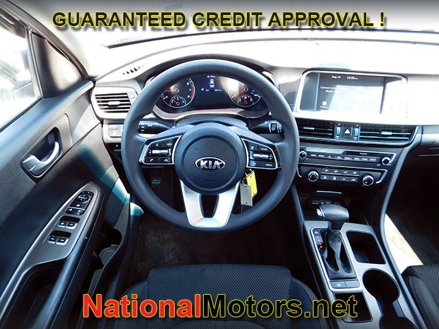 2020 Kia Optima LX photo 10