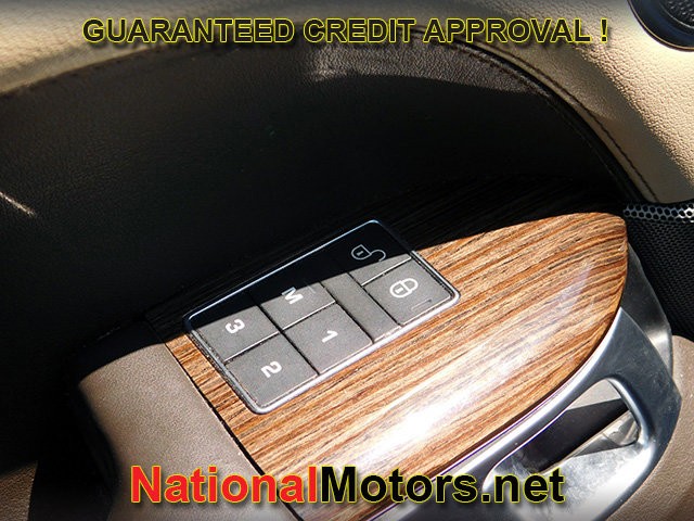Land Rover Range Rover Sport Vehicle Image 12