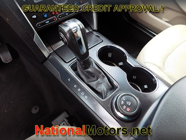 2019 Ford Explorer Limited photo 24