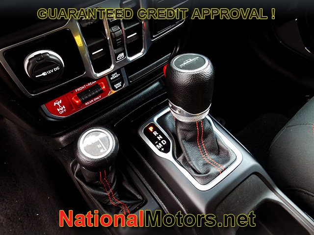 2020 Jeep Gladiator Rubicon photo 15