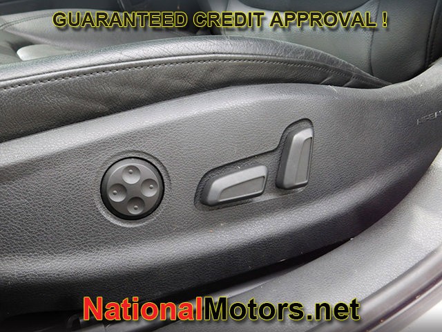 Audi A3 Sedan Vehicle Full-screen Gallery Image 09