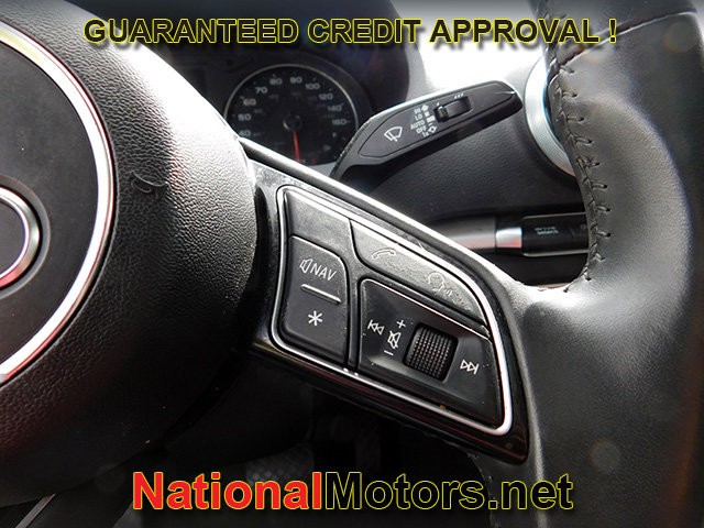 Audi A3 Sedan Vehicle Full-screen Gallery Image 13