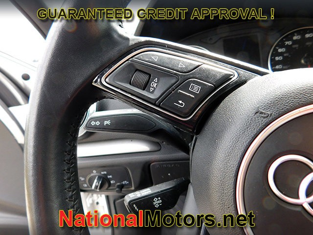 Audi A3 Sedan Vehicle Full-screen Gallery Image 14