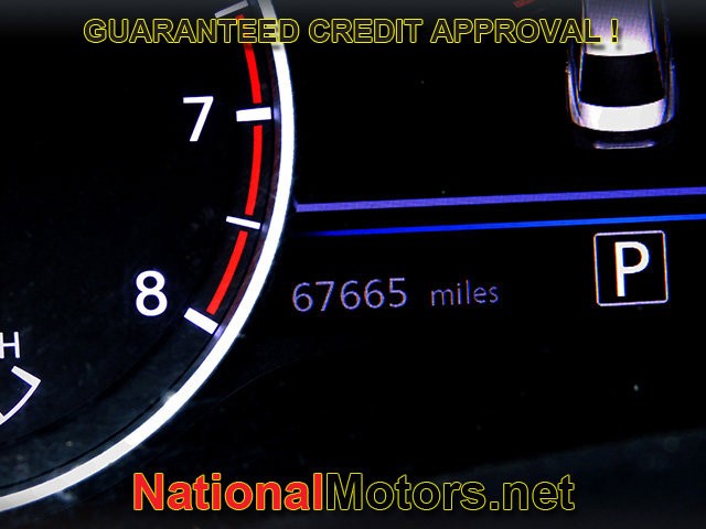 Nissan Sentra Vehicle Full-screen Gallery Image 18