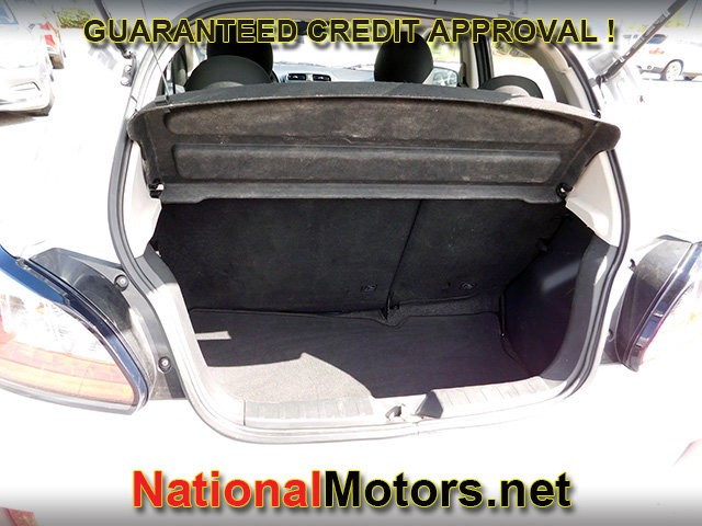 Mitsubishi Mirage Vehicle Full-screen Gallery Image 04