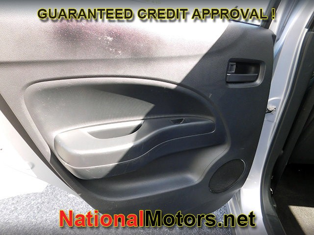 Mitsubishi Mirage Vehicle Full-screen Gallery Image 05