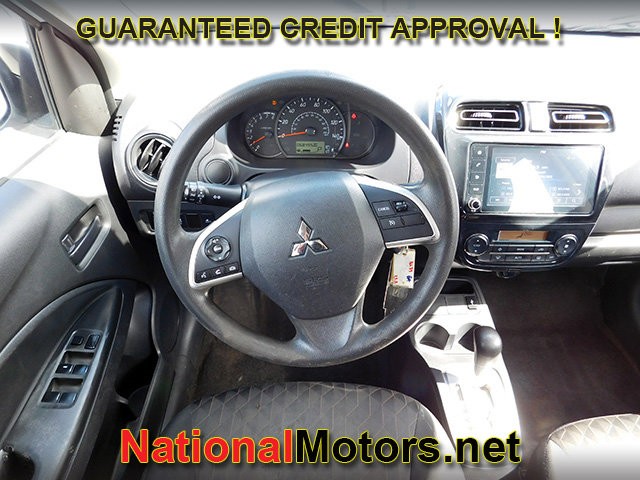 Mitsubishi Mirage Vehicle Full-screen Gallery Image 07