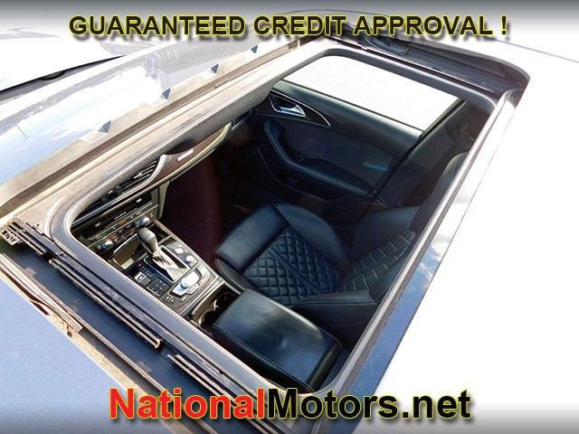 Audi S6 Vehicle Full-screen Gallery Image 06