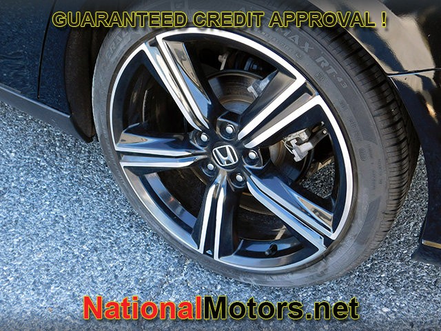 Honda Accord Hybrid Vehicle Full-screen Gallery Image 08