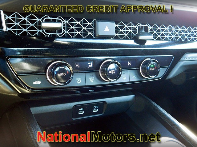 Honda Accord Hybrid Vehicle Full-screen Gallery Image 20