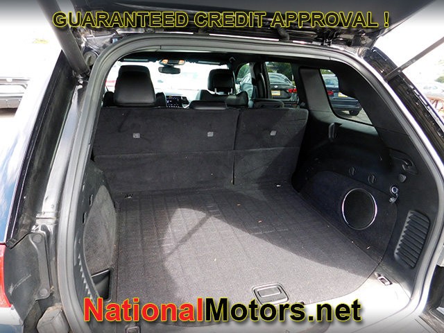 Jeep Grand Cherokee Vehicle Full-screen Gallery Image 09