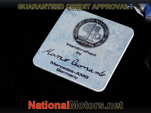 Mercedes-Benz GLC Vehicle Full-screen Gallery Image 28