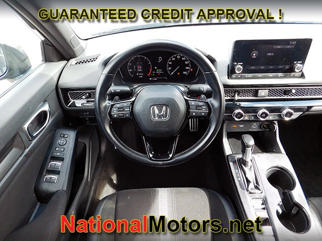 Honda Civic Sedan Vehicle Full-screen Gallery Image 07
