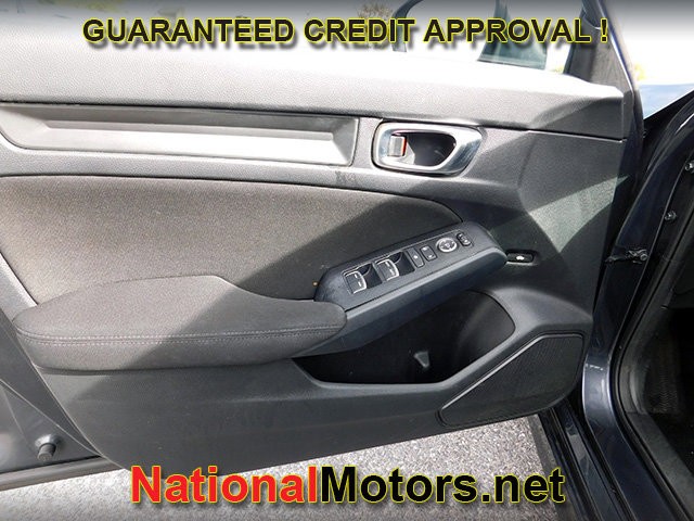 Honda Civic Sedan Vehicle Full-screen Gallery Image 08