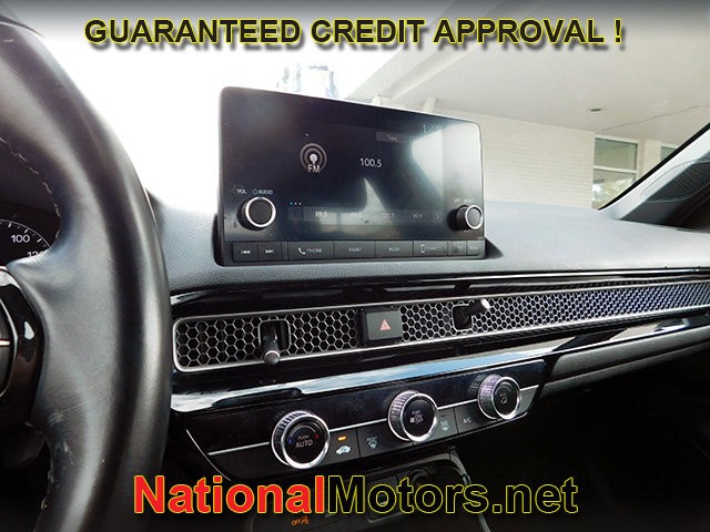 Honda Civic Sedan Vehicle Full-screen Gallery Image 10