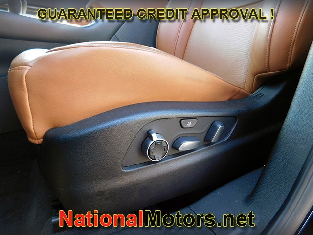 Cadillac XT4 Vehicle Full-screen Gallery Image 13