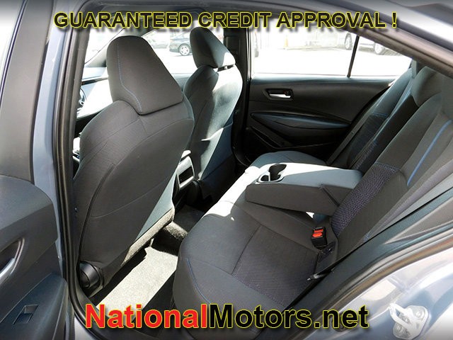 Toyota Corolla Vehicle Full-screen Gallery Image 08