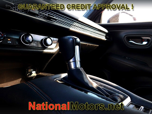 Honda HR-V Vehicle Full-screen Gallery Image 14