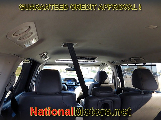 Honda Odyssey Vehicle Full-screen Gallery Image 07