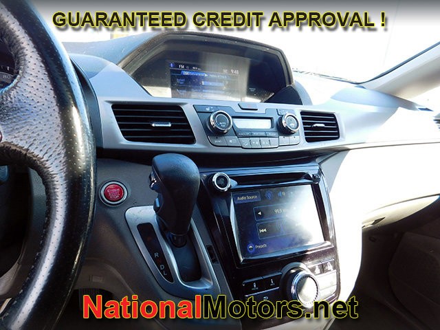 Honda Odyssey Vehicle Full-screen Gallery Image 18