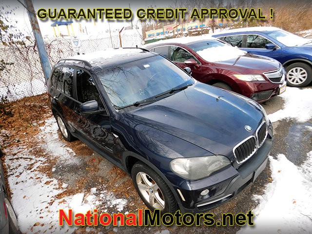 BMW X5 Vehicle Full-screen Gallery Image 02