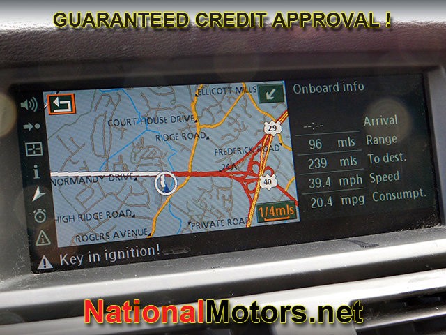 BMW X5 Vehicle Full-screen Gallery Image 17