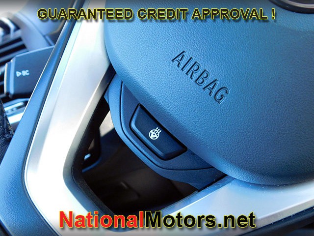 BMW X3 Vehicle Full-screen Gallery Image 27