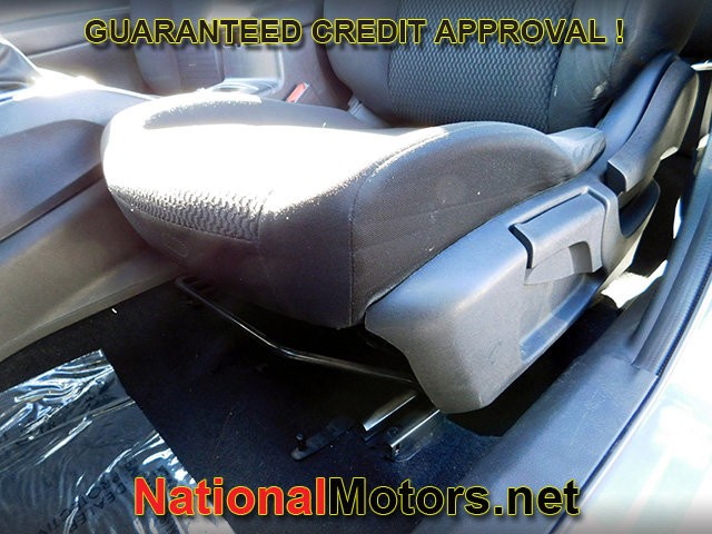 Nissan Rogue Sport Vehicle Full-screen Gallery Image 14