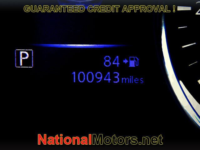 Nissan Rogue Sport Vehicle Full-screen Gallery Image 20