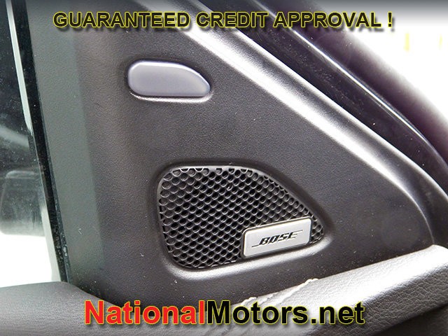 Nissan Maxima Vehicle Full-screen Gallery Image 14